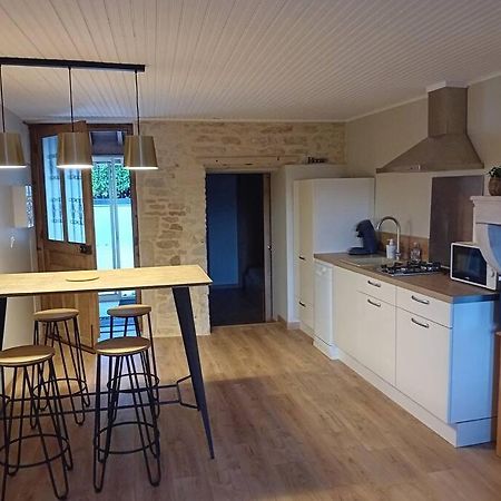Petite Maison En Pierre Au Calme Avec Exterieur Montbellet Exterior photo